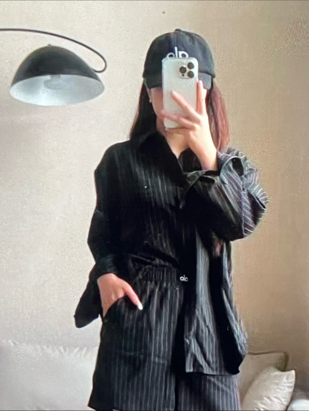 ALO Yoga Black Pinstripe Button Down Shirt Set Women’s Size M - Picture 4 of 9